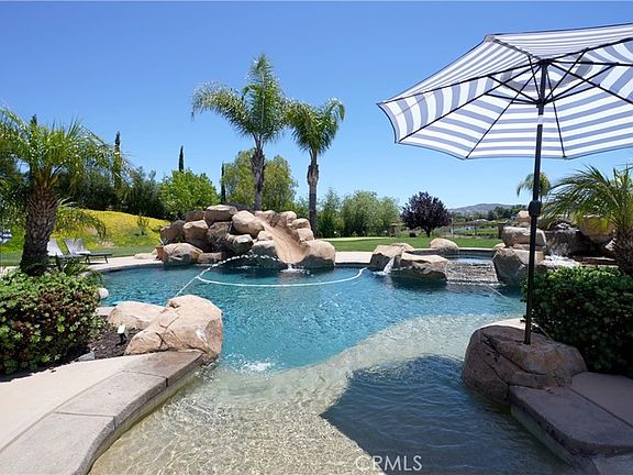 4th image of 39520 Colleen Way