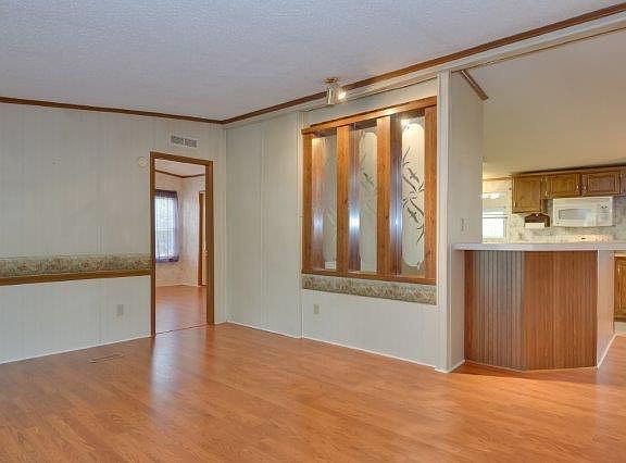 4th image of 29 Obannion Ct