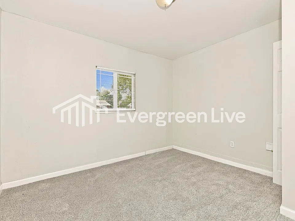 6232 Cruxten Dr