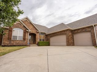 1284 Evington Court, Springfield, MO 65803
