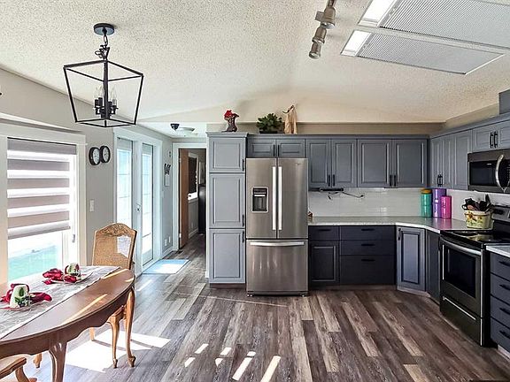5th image of 2344 Danielle Dr