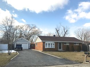 8114 S 82nd Ave, Justice, IL 60458