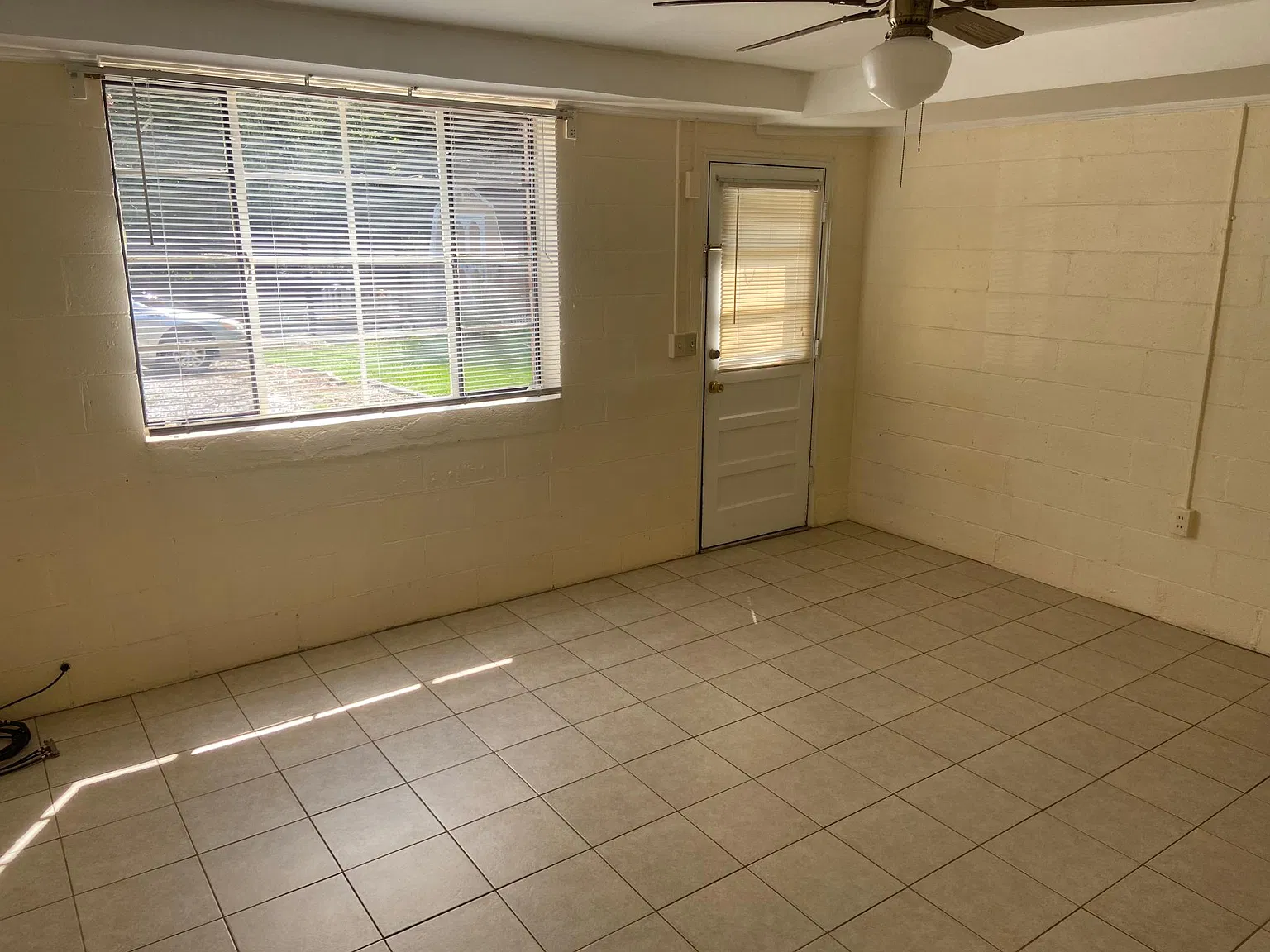 15 Woodfern Cir — Photo 4