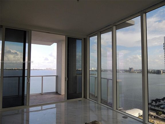 3rd image of 601 NE 27th St APT 1808