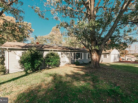 4th image of 7257 Oak Dr