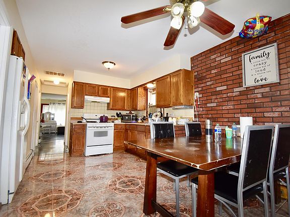 5th image of 3241 S 50th Ave
