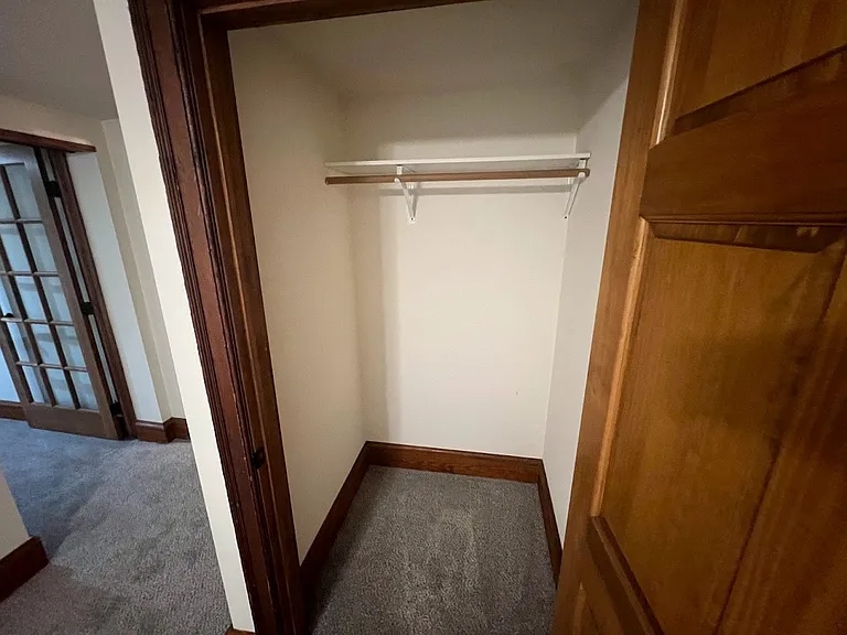 609 E Gorham St #G102 — Photo 10