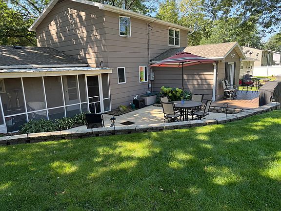 4th image of 209 Burr Oak Dr