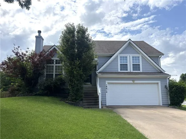 16412 W 157th Ter, Olathe, KS 66062