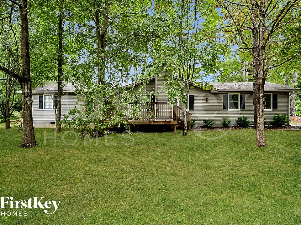 1st image of 466 Birch Ln SE