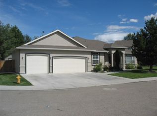 2208 E El Jay Ct, Nampa, ID 83686