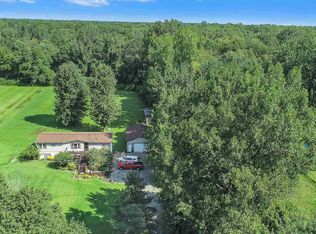 9081 Field Rd, Clay, MI 48001