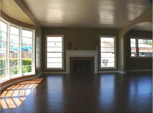 3270 Delta Ave, Long Beach, CA 90810