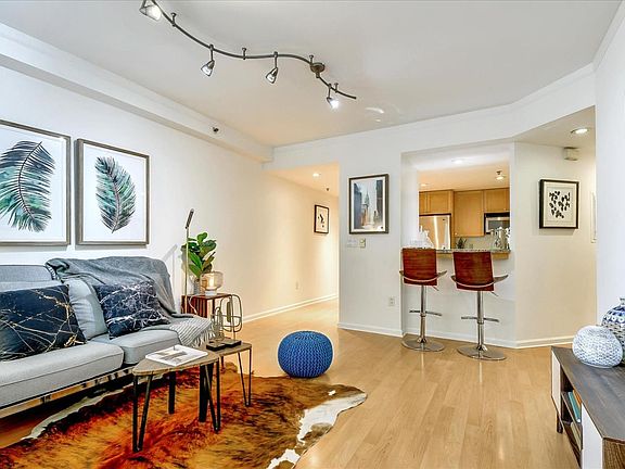 4th image of 2001 McAllister St APT 13