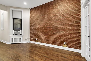 Rented by Cooper & Cooper Real Estate