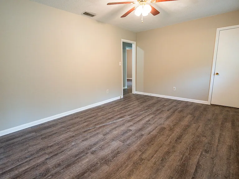 3516 Toucan Dr — Photo 5