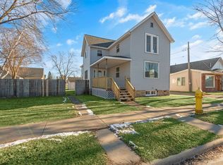 1606 Pierce Ave, Marinette, WI 54143