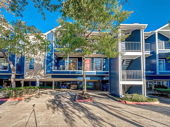 3rd image of 18511 Egret Bay Blvd APT 407