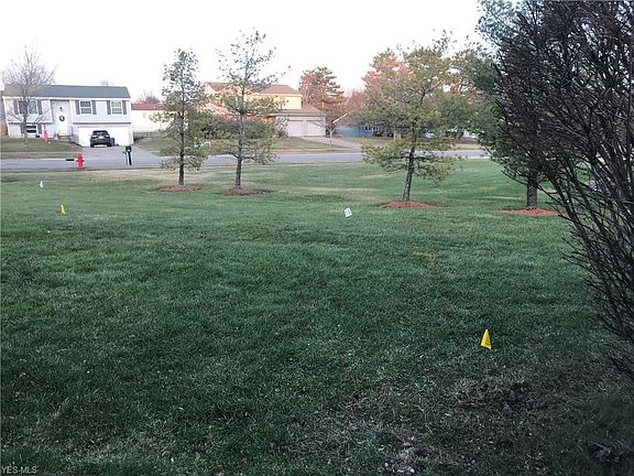 5th image of 4758 Ledgewood Dr Unit B6