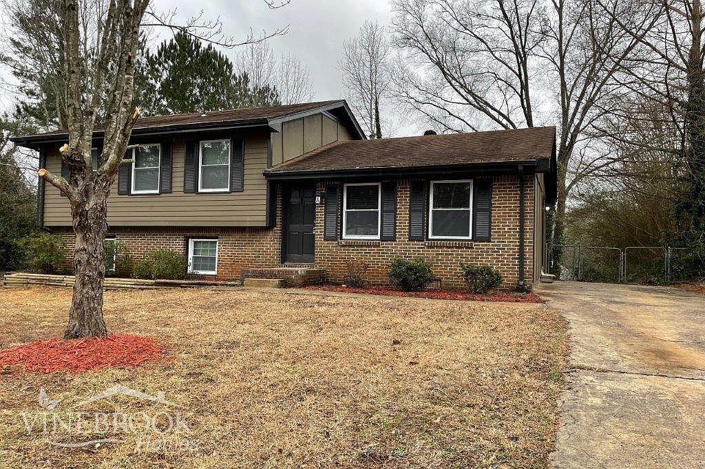 8415 Magnolia Dr, Jonesboro, GA 30238 | Zillow