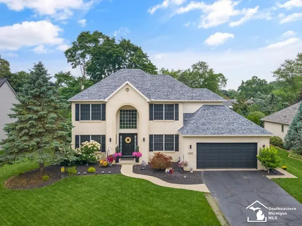 3467 Quail Hollow Dr, Lambertville, MI 48144