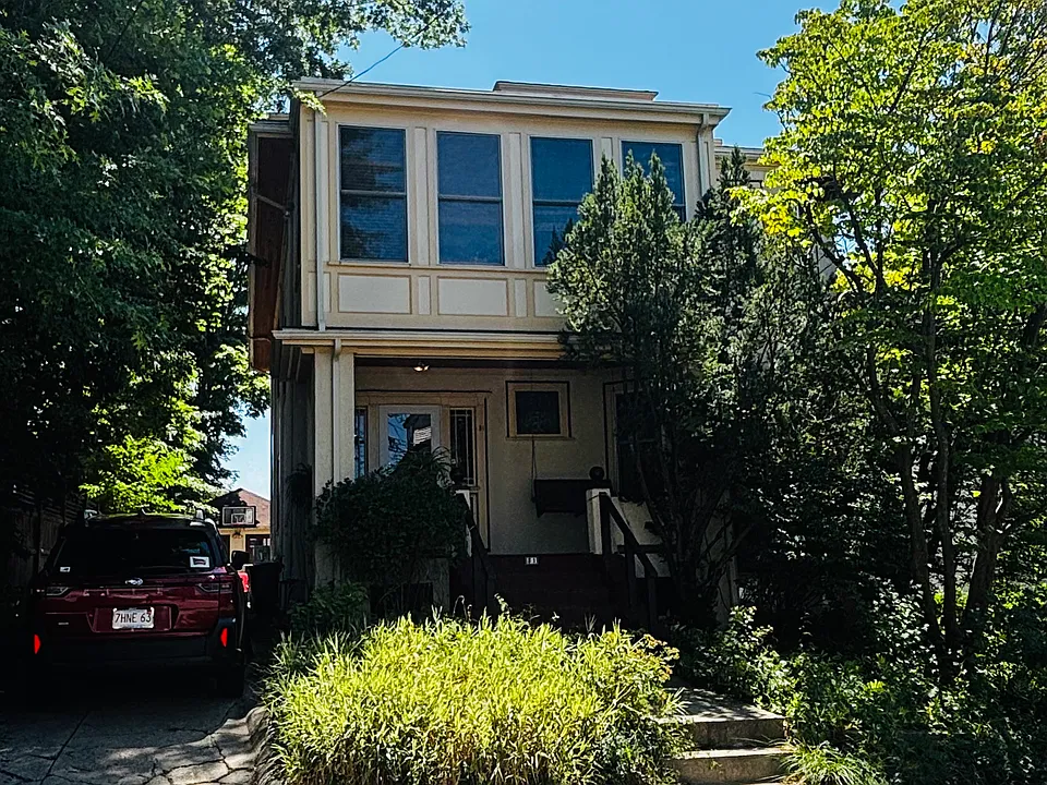 31 Matchett St #1