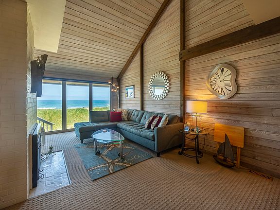 5th image of 315 Salishan Dr #6