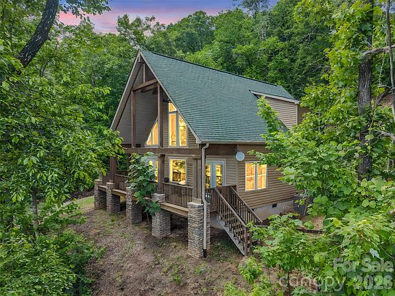 5th image of 227 Snug Harbor Cir