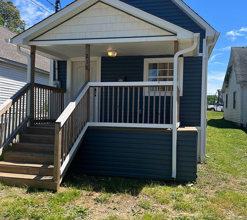 1st image of 218 Dameron Ave