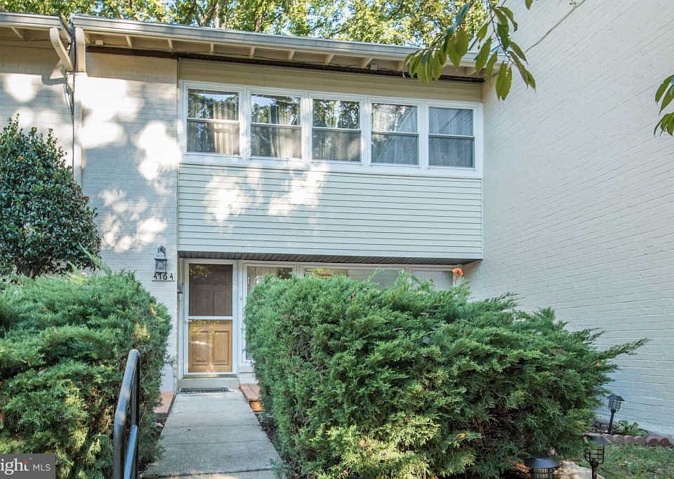 1st image of 4764 Parkman Ct