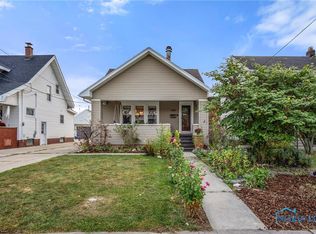 206 Colony Rd, Rossford, OH 43460