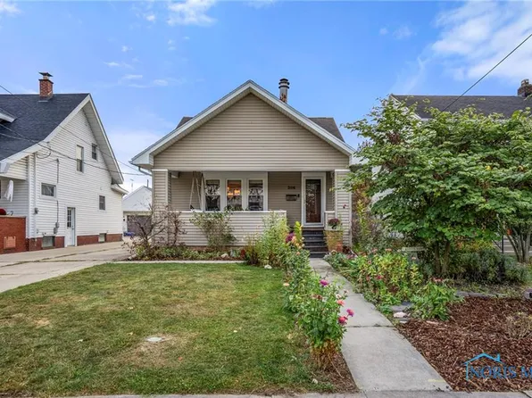 206 Colony Rd, Rossford, OH 43460