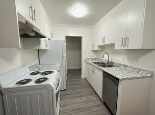 6635 McKay Ave #210, Burnaby, BC V5H 2X3