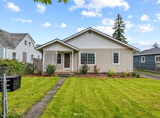 3052 Dover St, Longview, WA 98632