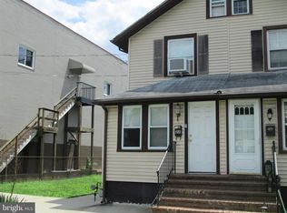 24 E 2nd Ave, Runnemede, NJ 08078