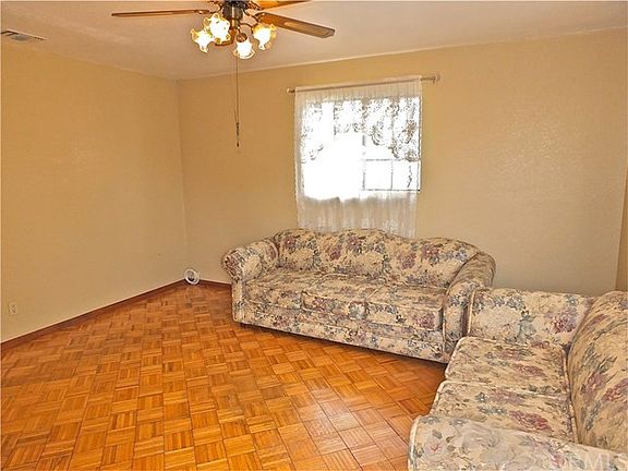 2nd image of 2335 Martin Luther King Jr Ave