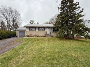 725 Front Rd, Kingston, ON K7M5R6