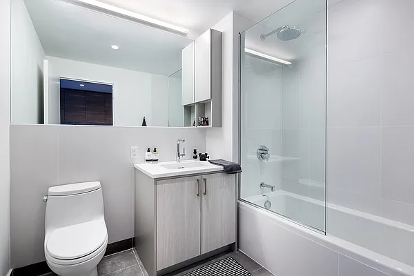 Rented by Bold New York | media 8