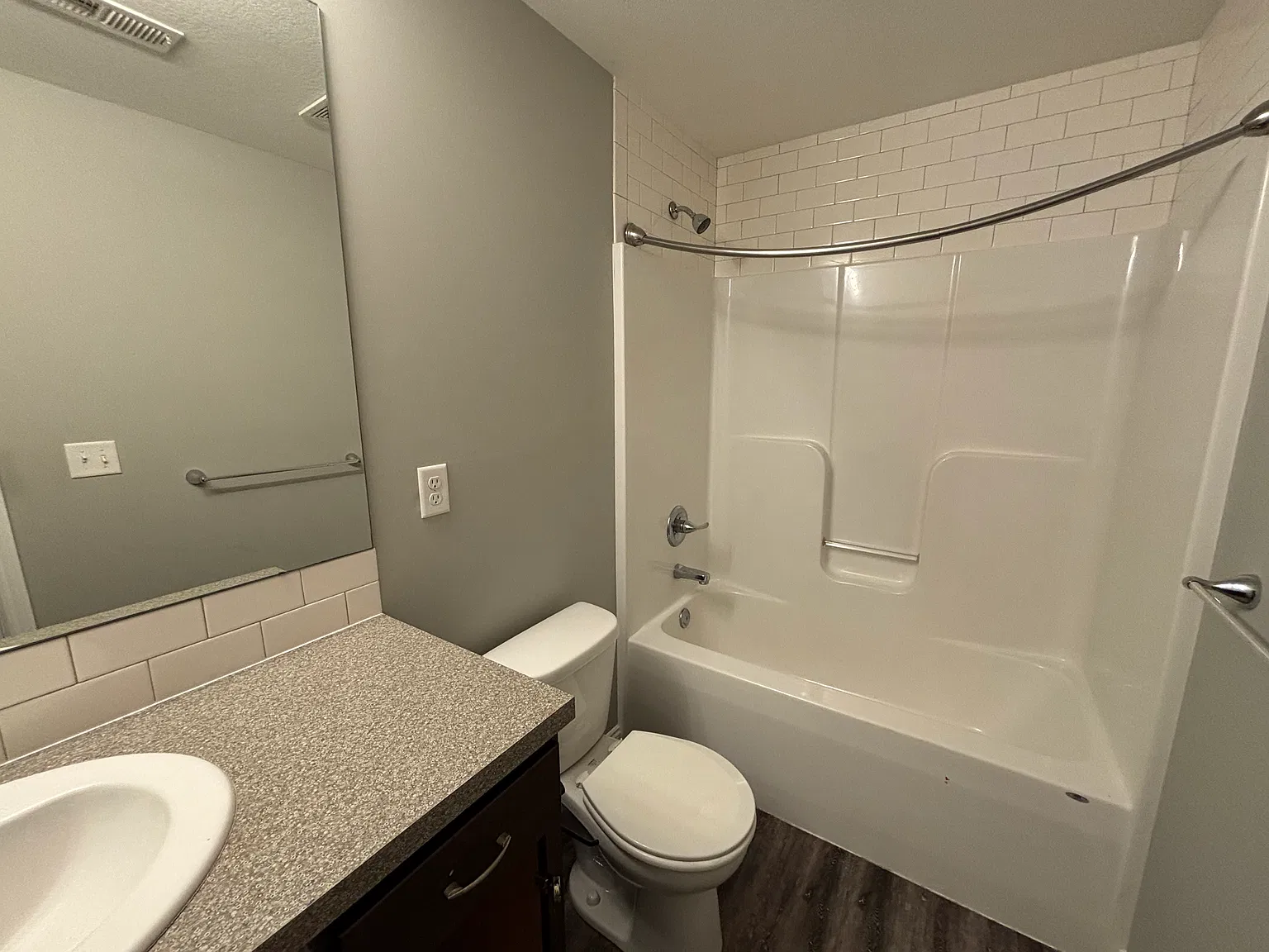 3 bed, 1850 sqft, $1,750 — Photo 3
