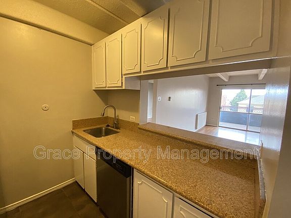 3rd image of 1441 N Humboldt St APT 306