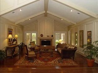 5732 Club Oaks Dr, Dallas, TX 75248