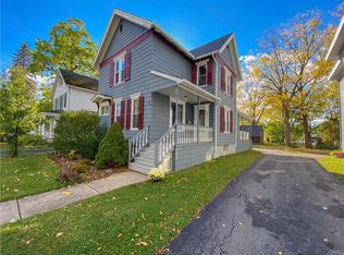 9 Chestnut St, Auburn, NY 13021