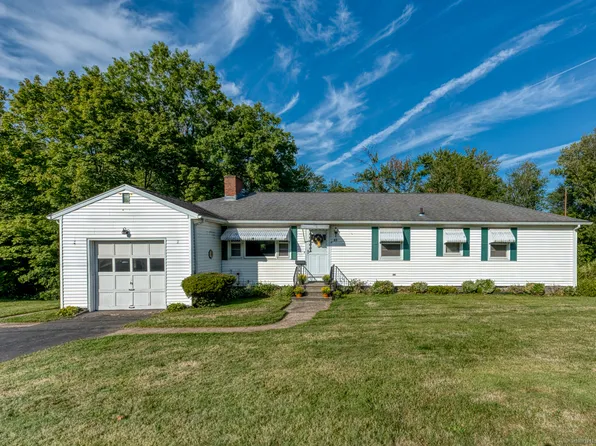 85 Westmont Drive, Middletown, CT 06457