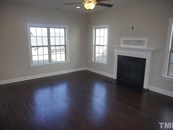 5th image of 350 Sugarberry Ln