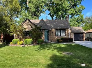 427 S Western Ave, Park Ridge, IL 60068