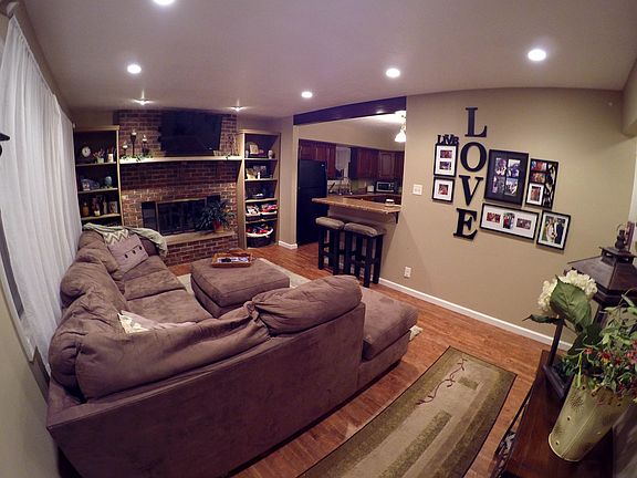 2nd image of 1505 W Royale Dr