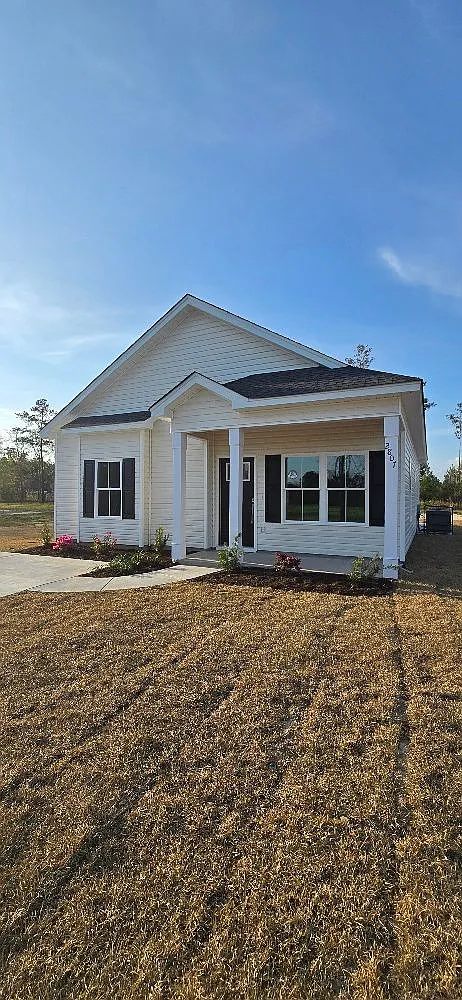 3 bed, 2.0 bath, 1100 sqft, $1,950 — Photo 2