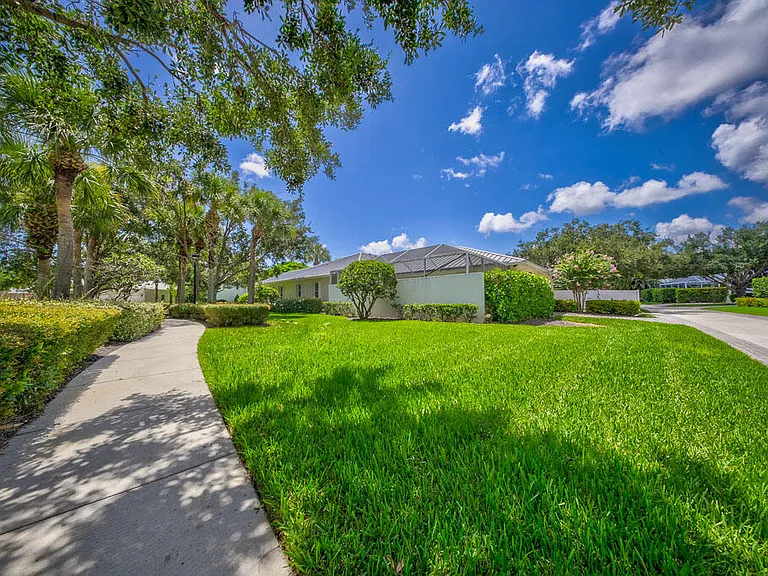 3346 Josephine St — Photo 10