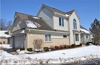 2nd image of 424 Covington Ct #75