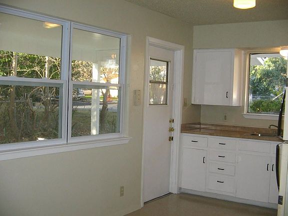 Kitchen windows
